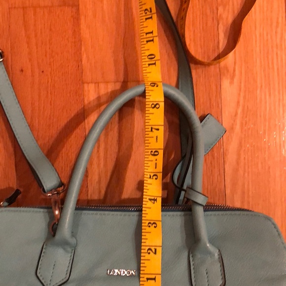 London fog pretty blue bag - Picture 7 of 8